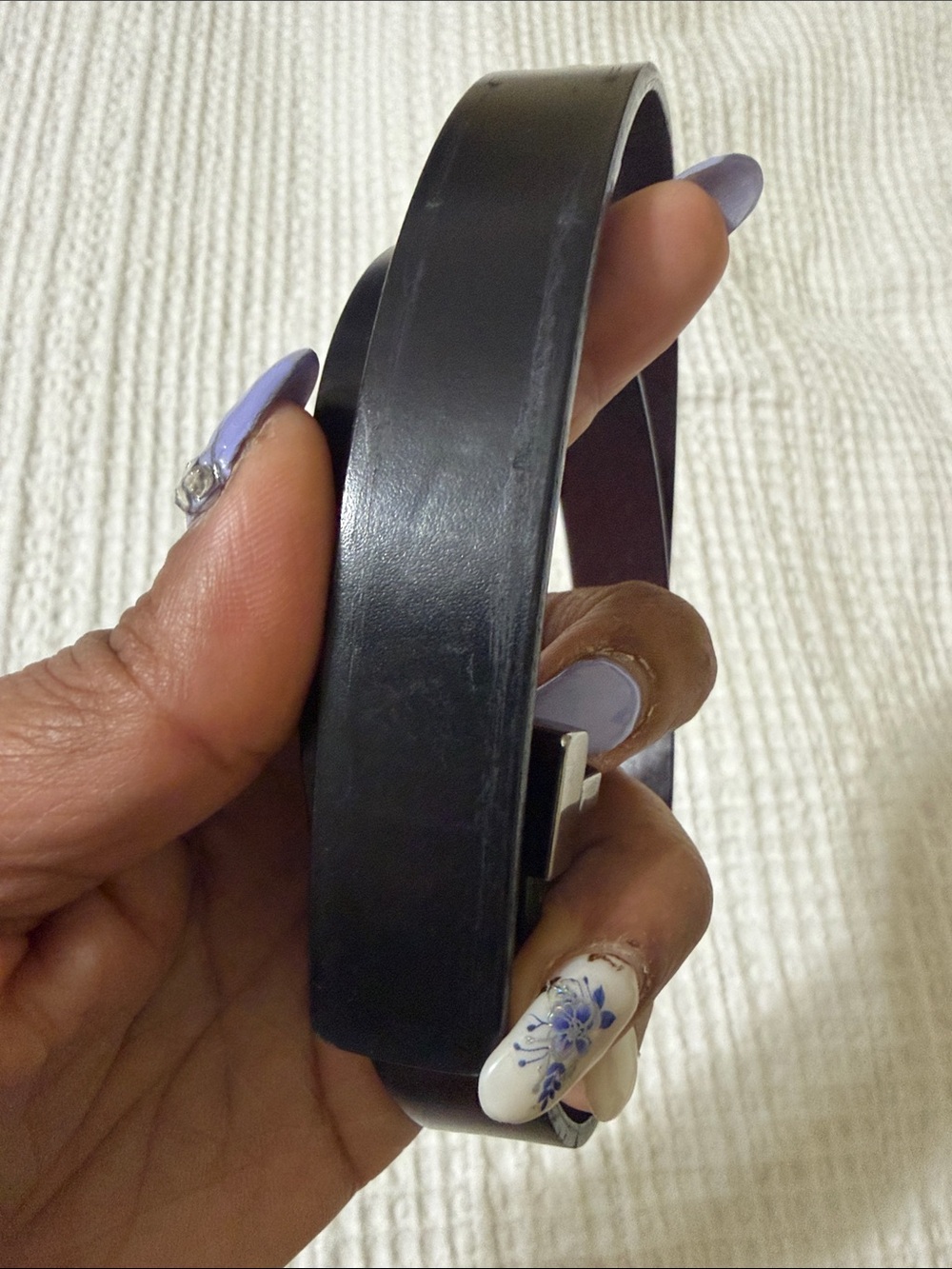 Gucci Black Leather Belt with Silver-Tone T-Bar Buckle ( final sale) - Picture 3 of 3